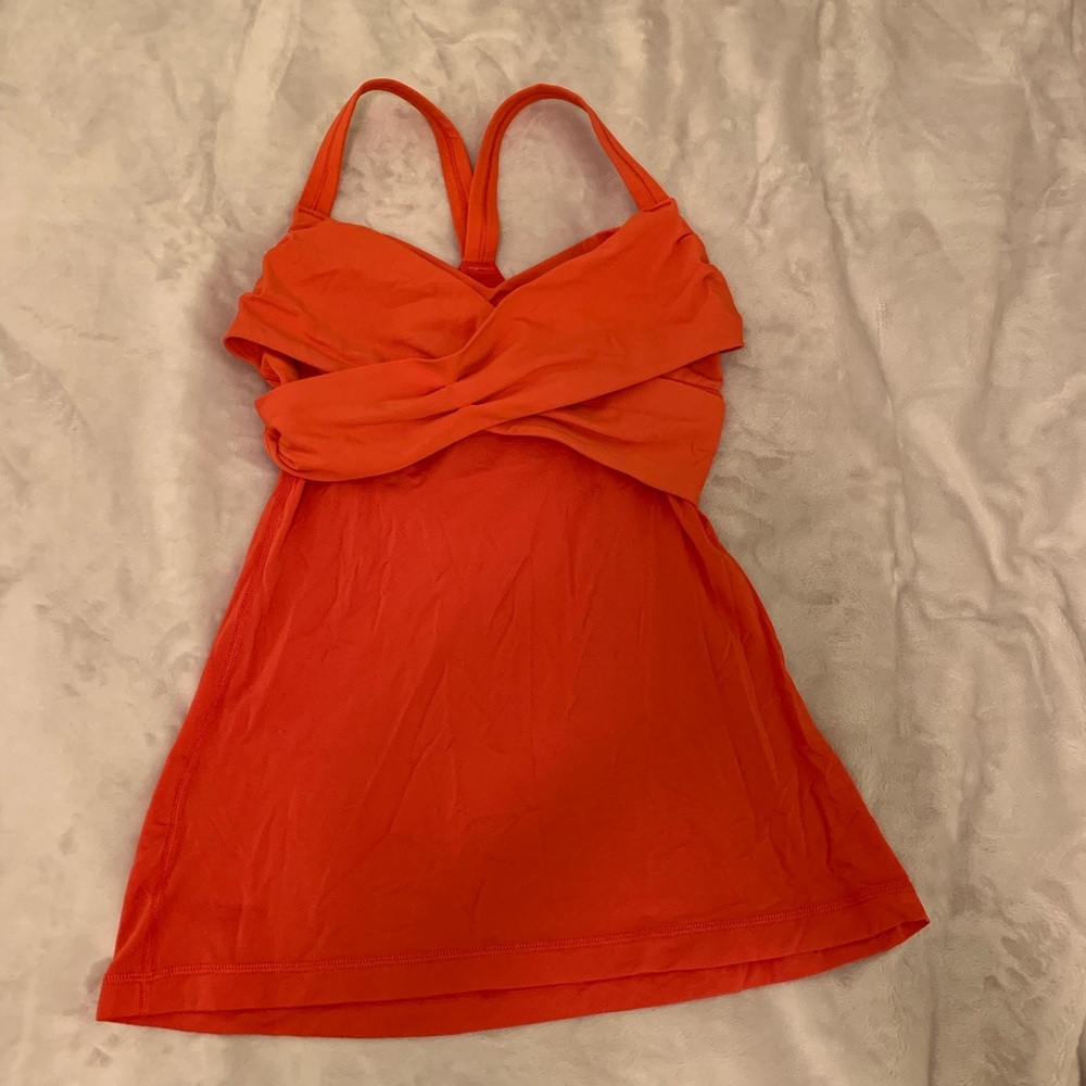 Lulu lemon size 6 tank